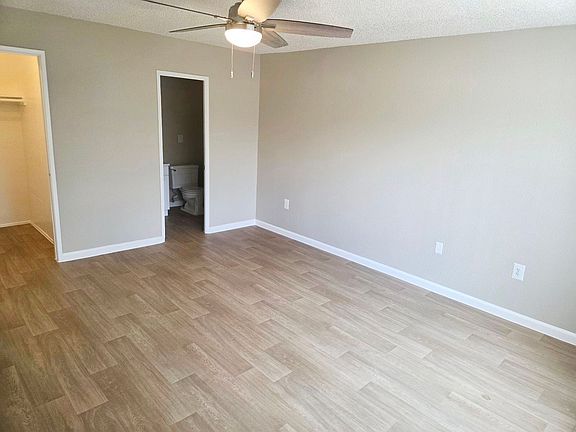 3rd image of 110 N 15th St #335a796dd