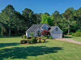 111 Appaloosa Ln, Greenwood, SC 29646