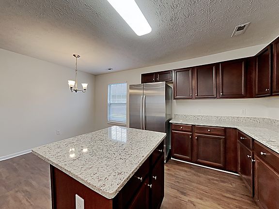 5th image of 325 Stewart Springs Dr
