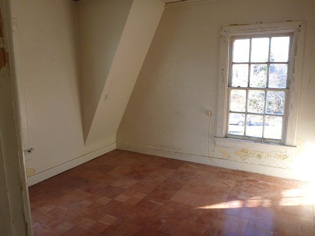 1st image of 1136 Wilson Dr