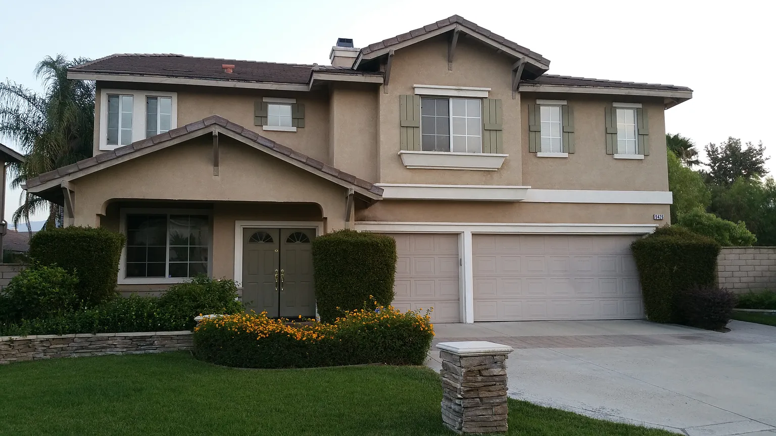 9426 Live Oak Dr photo 1