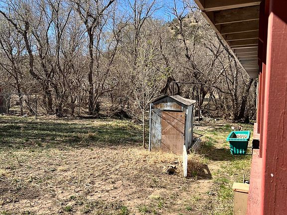 3rd image of 106 River Ln