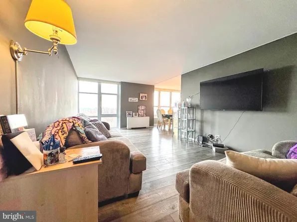 3600 Conshohocken Ave APT 1616, Philadelphia, PA 19131