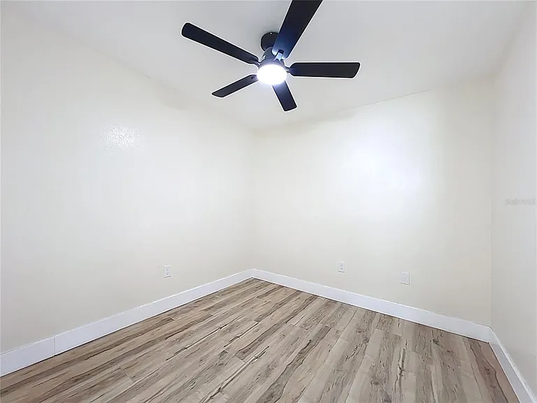 4513 W Gray St — Photo 13