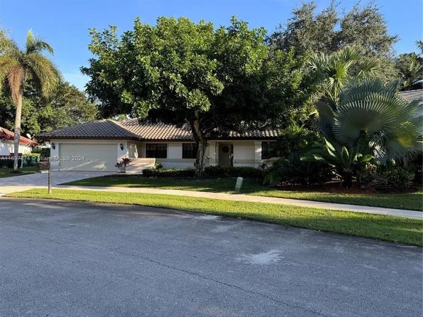 3059 Perriwinkle Cir, Fort Lauderdale, FL 33328