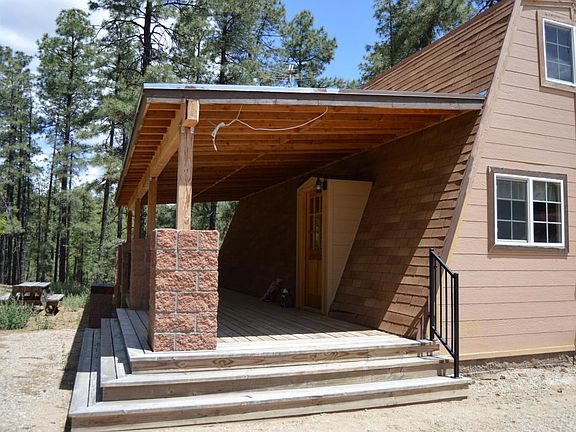 4th image of 1072 N Zuni Ln