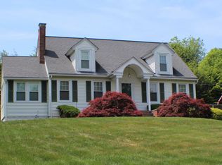 98 Vassar Rd, Poughkeepsie, NY 12603