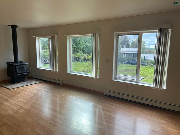 2nd image of 908 Lakloey Dr