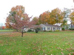 668 Wallingford Rd #1, Cheshire, CT 06410