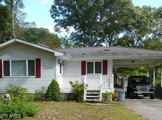 37 Nicholson Dr, Pasadena, MD 21122