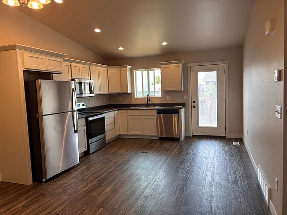 4th image of 5229 Coal Bank Dr