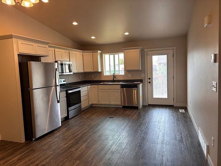 5229 Coal Bank Dr — Photo 4