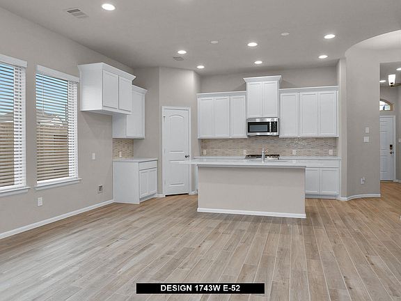 2nd image of 10410 Skyward Estate Trl