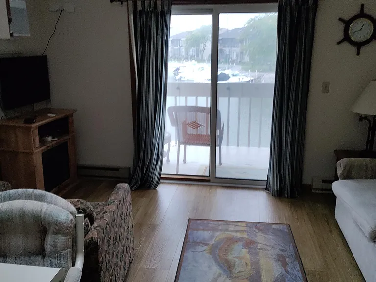 6250 N Harris Harbor Dr — Photo 12