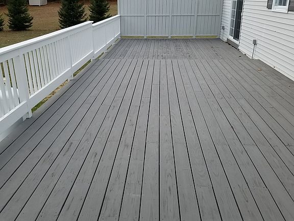 Large rear deck