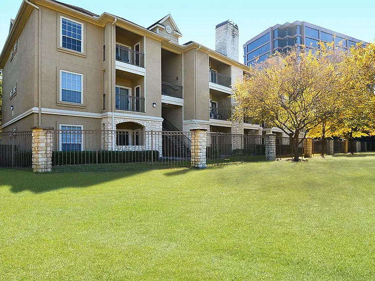 2921 Briarpark Dr — Photo 19