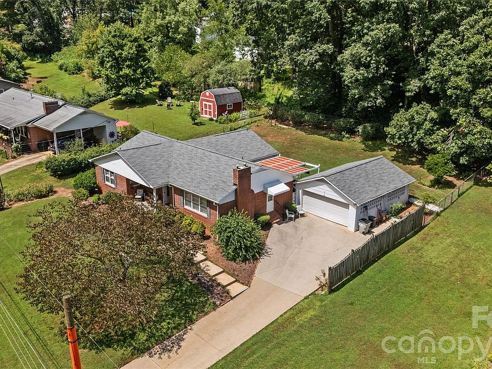 1st image of 308 Taubrook Pl NW