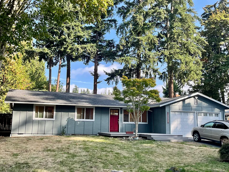 19072 85th Ave NE