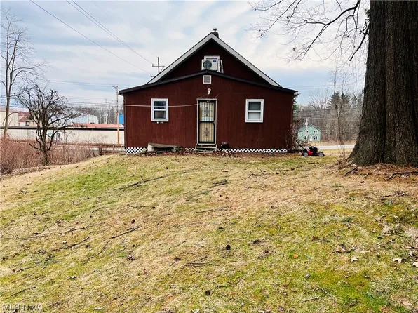 294 Chestnut St, Wadsworth, OH 44281