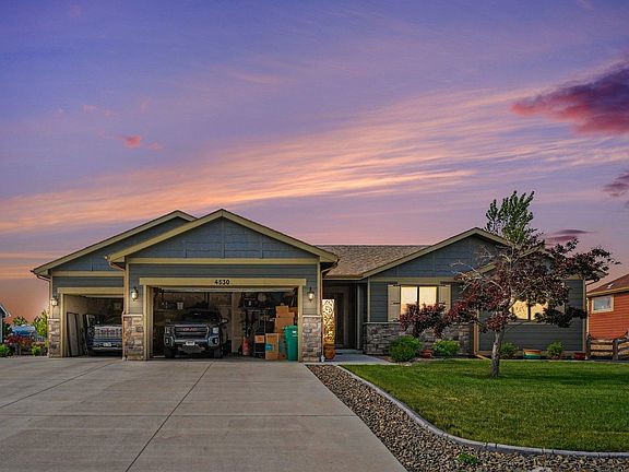3rd image of 4530 Carmichael Ct