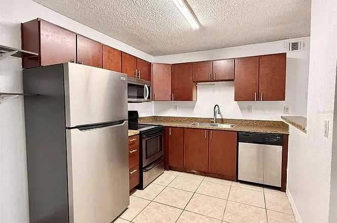 21038 Voyager Blvd #3 — Photo 4