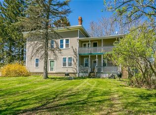 6012 Loomis Rd, Farmington, NY 14425