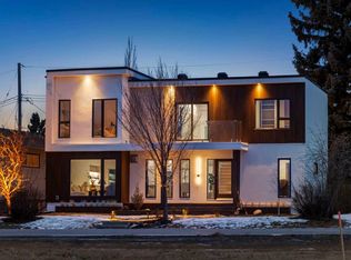 3531 NE Spruce Dr SW, Calgary, AB T3C 3A5