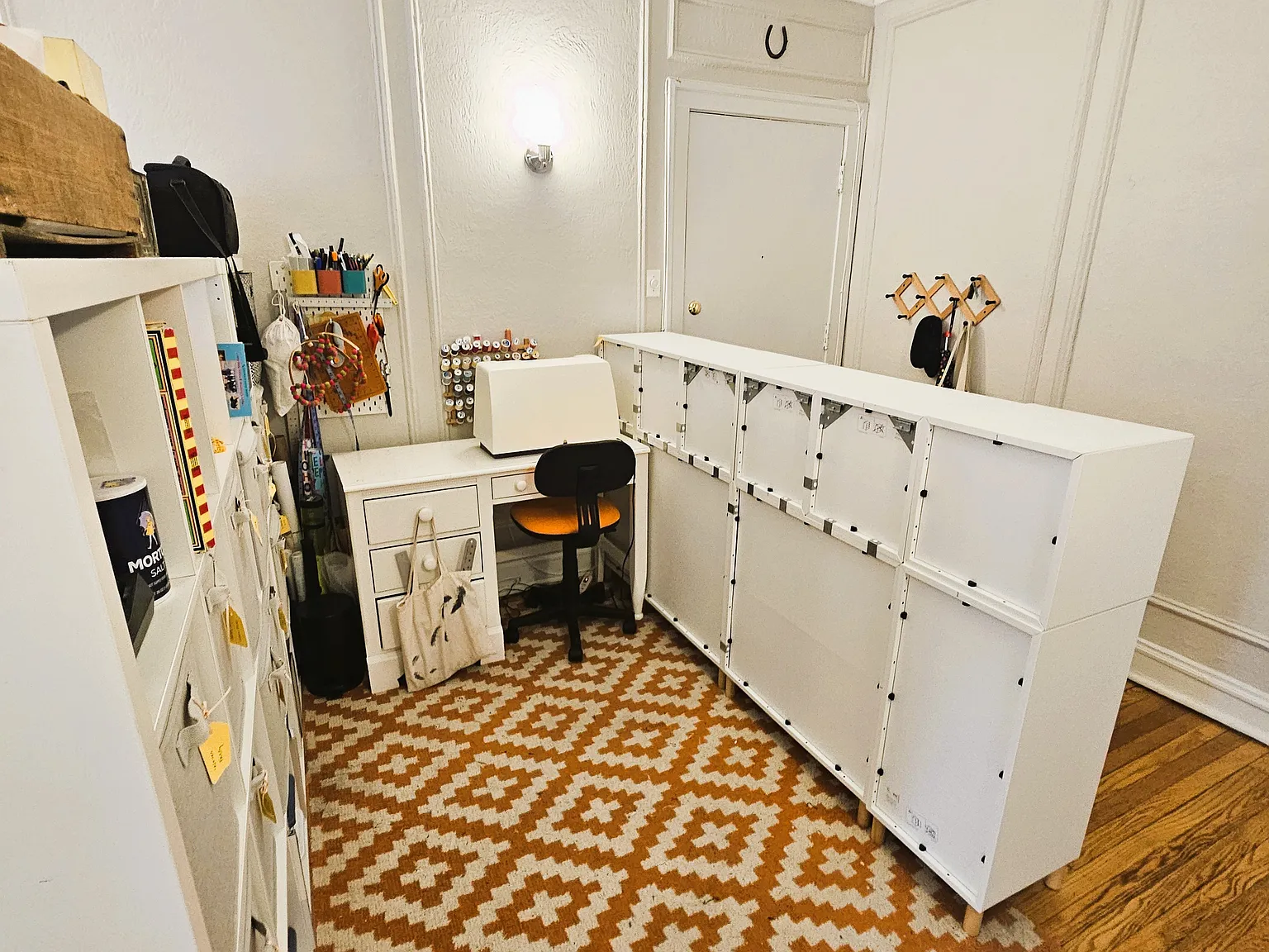 1 bed, 1.0 bath, $1,565 — Photo 3