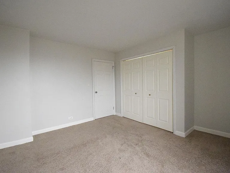 1360 N Sandburg Ter #2101 — Photo 12