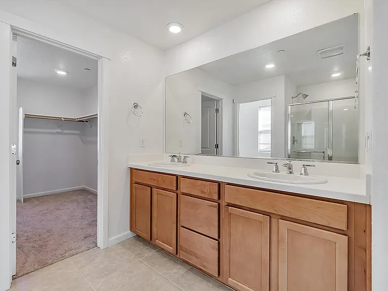 5319 Hames Valley Ln — Photo 32