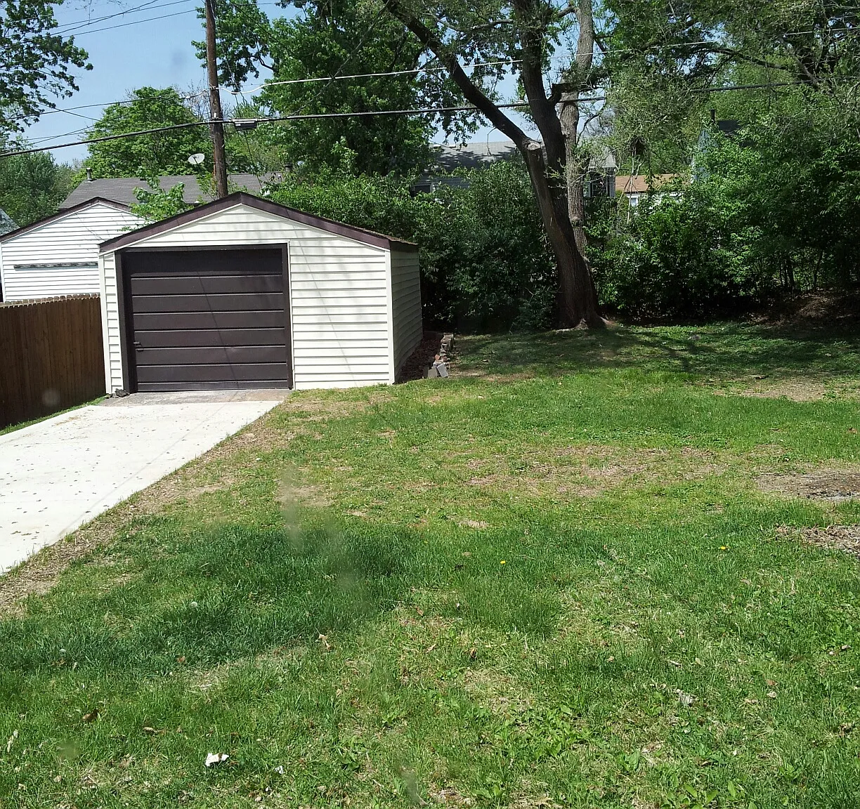 2 bed, 768 sqft, $1,100 — Photo 2