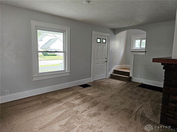3rd image of 473 Cincinnati Ave