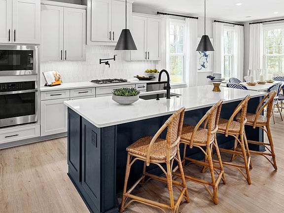 Freemont with Covered Porch