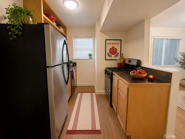 Park Place Apartments — Photo 8