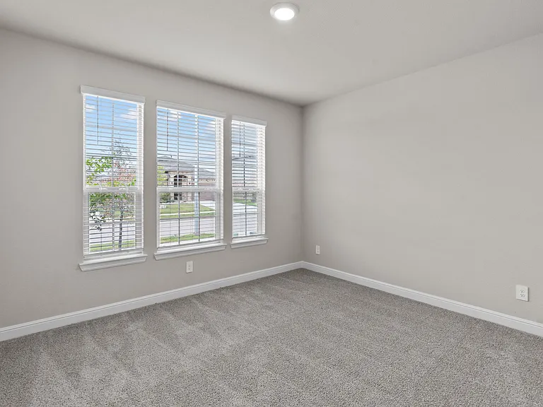 15508 Putney Way — Photo 15