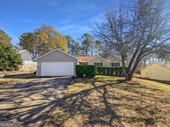 6130 Amberly Rd, Rex, GA 30273