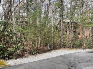 51 Toxaway Ln, Cashiers, NC 28774