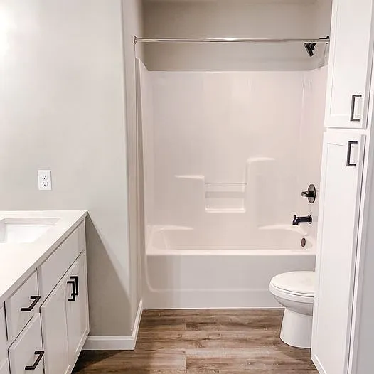 831 United Drive - 1 — Photo 2