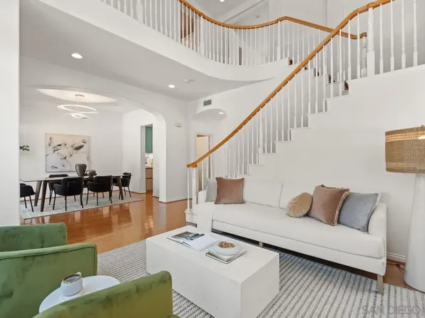 2785 Ridgegate Row, La Jolla, CA 92037