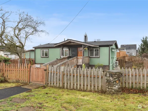 226 11th Avenue N, Algona, WA 98001