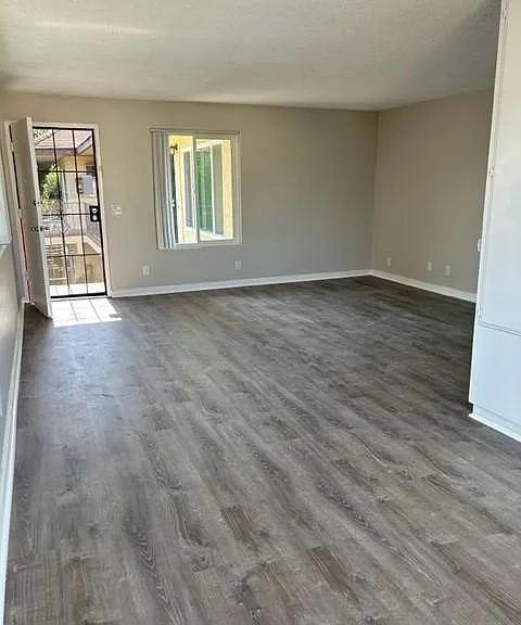 4174 Iowa St #7 — Photo 3