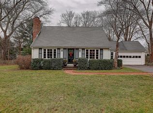 266 Nayatt Rd, Barrington, RI 02806