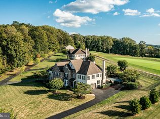 319 Ironstone Ln, Elverson, PA 19520