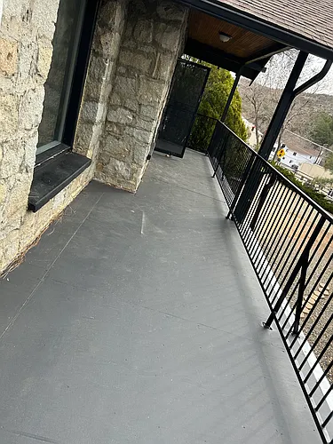 702 Hermosa Dr Photo 1