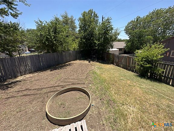 5th image of 3602 Holbert Dr