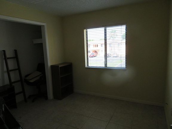 3rd image of 237 San Juan Cir