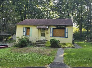 350 Walnut St, Winsted, CT 06098