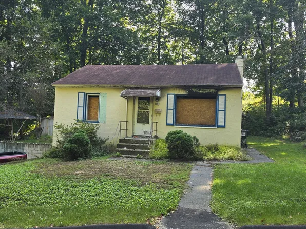 350 Walnut Street, Winchester, CT 06098