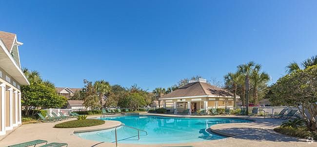 Pool area 