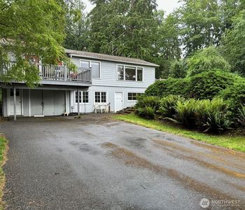 6353 Bayview Road, Clinton, WA, 98236